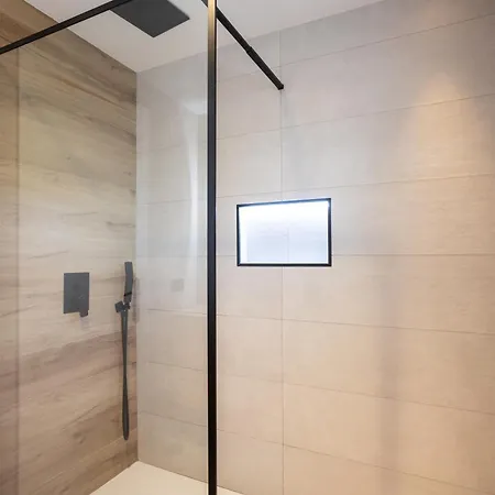 The New Diana Vila *