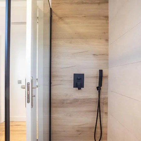 The New Diana Vila *