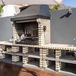 Βίλα Diana Heated Pool & Bbq *