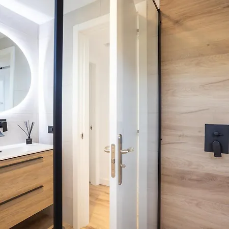 The New Diana アデヘ