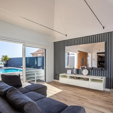 The New Diana ヴィラ アデヘ