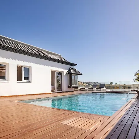 Villa Diana- Jacuzzi, Heated Pool & Bbq *