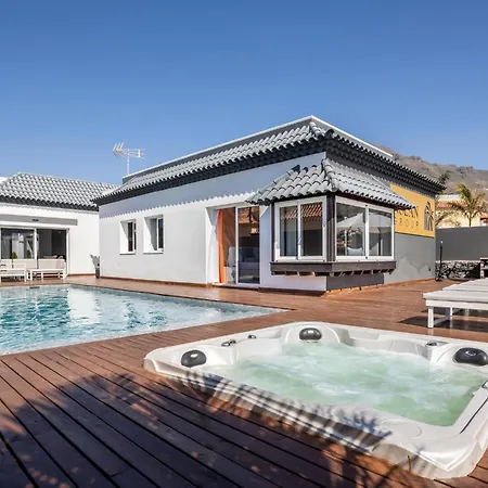 Diana Heated Pool & Bbq 别墅