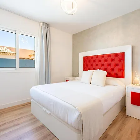 Diana Heated Pool & Bbq Villa *